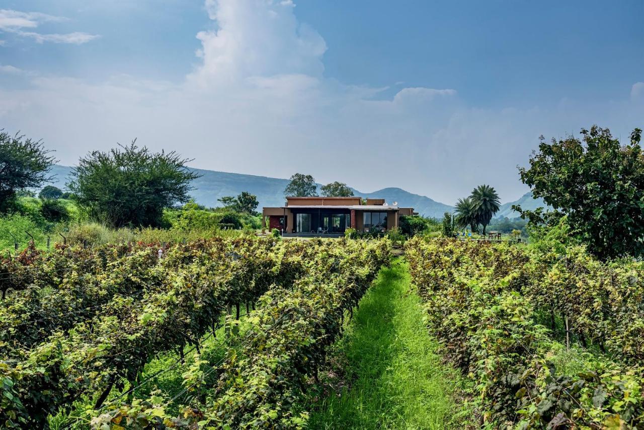 Saffronstays Rose Vineyard By The Lake, Nashik Dış mekan fotoğraf