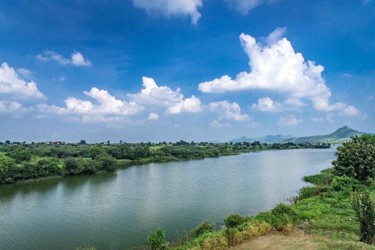 Saffronstays Rose Vineyard By The Lake, Nashik Dış mekan fotoğraf